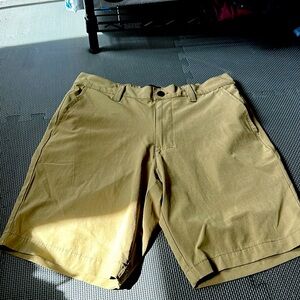 New Banana republic men short active golf size L 34 stretchy